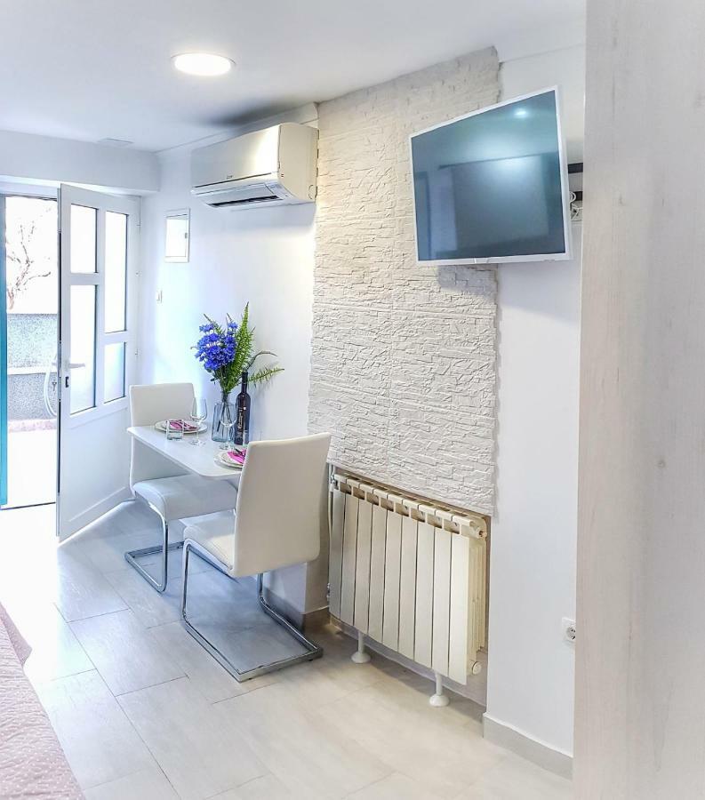 דירות טרוגיר Studio Apartman Noa מראה חיצוני תמונה
