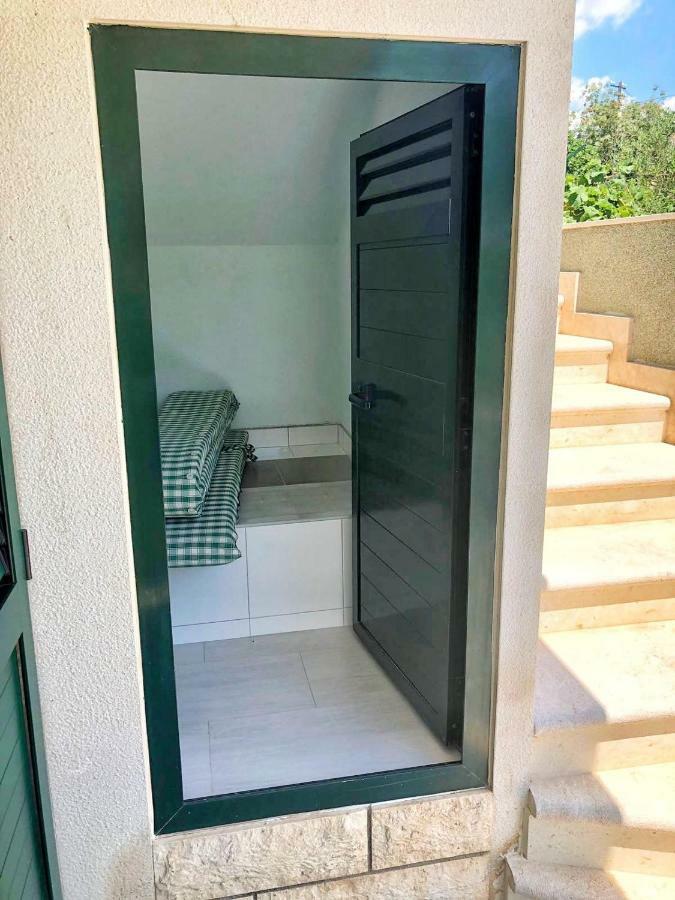 דירות טרוגיר Studio Apartman Noa מראה חיצוני תמונה